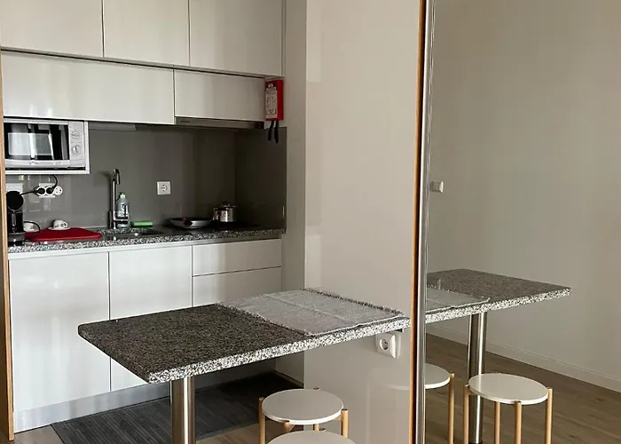 Cais 54 Авейру